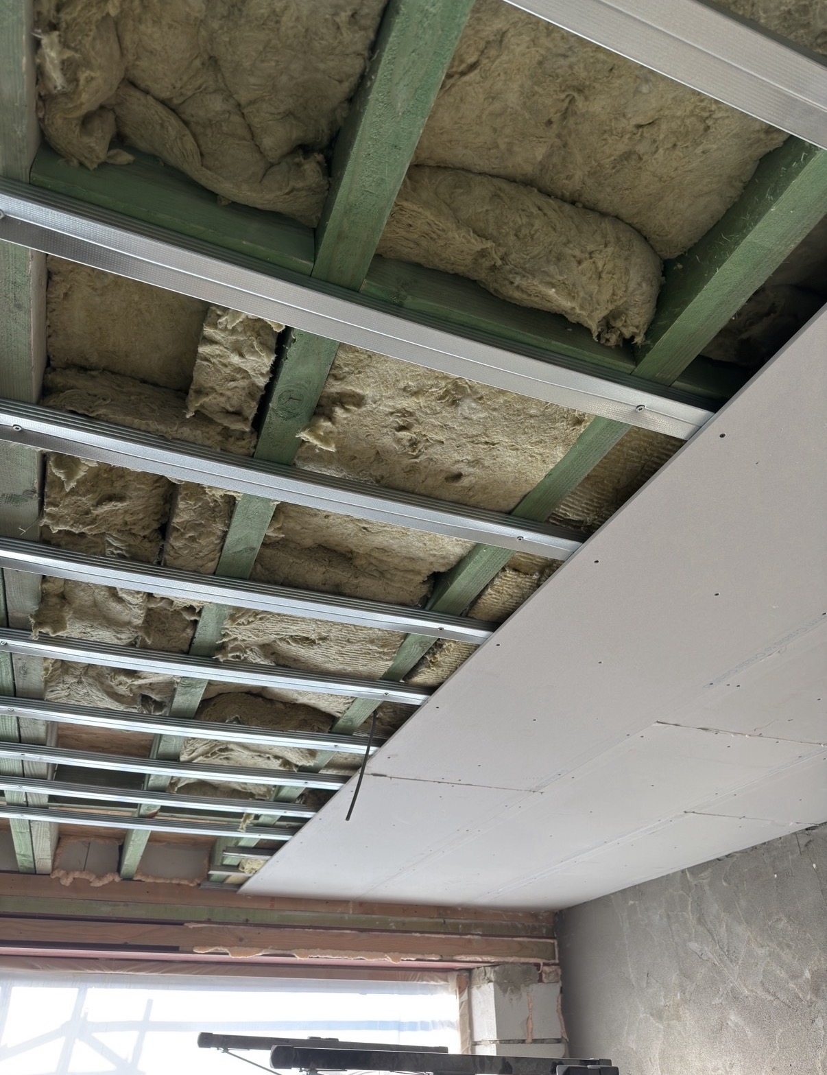 Plâtrerie & isolation — travaux en cours