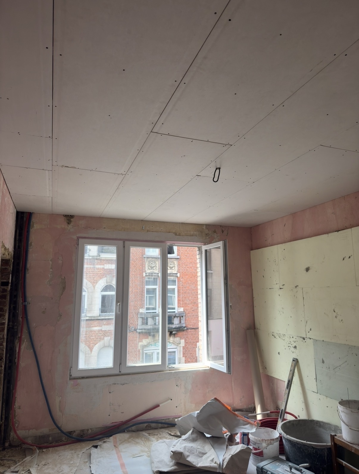 Plâtrerie & isolation — travaux en cours